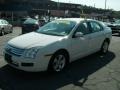 2009 White Suede Ford Fusion SE  photo #18