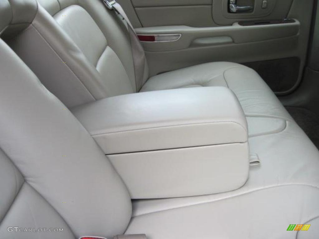 1999 DeVille Sedan - White / Neutral Shale photo #22
