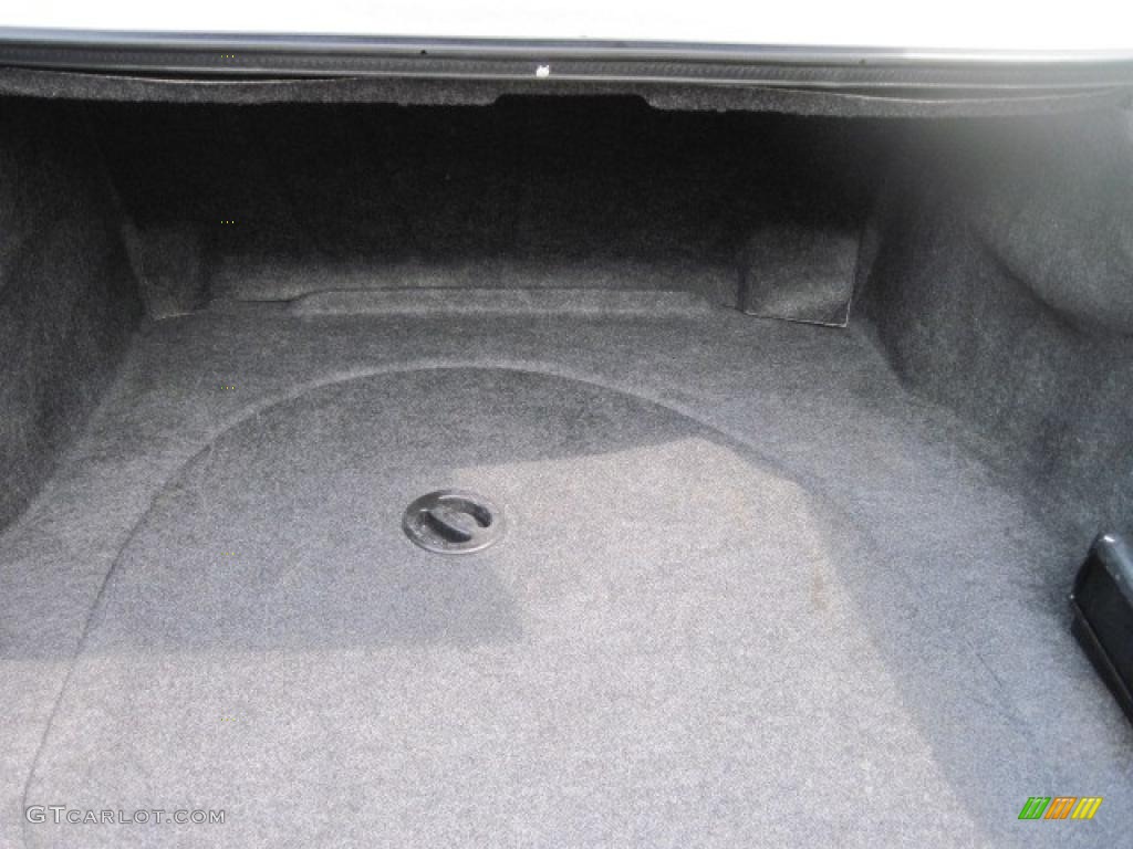 1999 DeVille Sedan - White / Neutral Shale photo #30