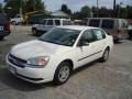 2004 White Chevrolet Malibu Sedan  photo #1