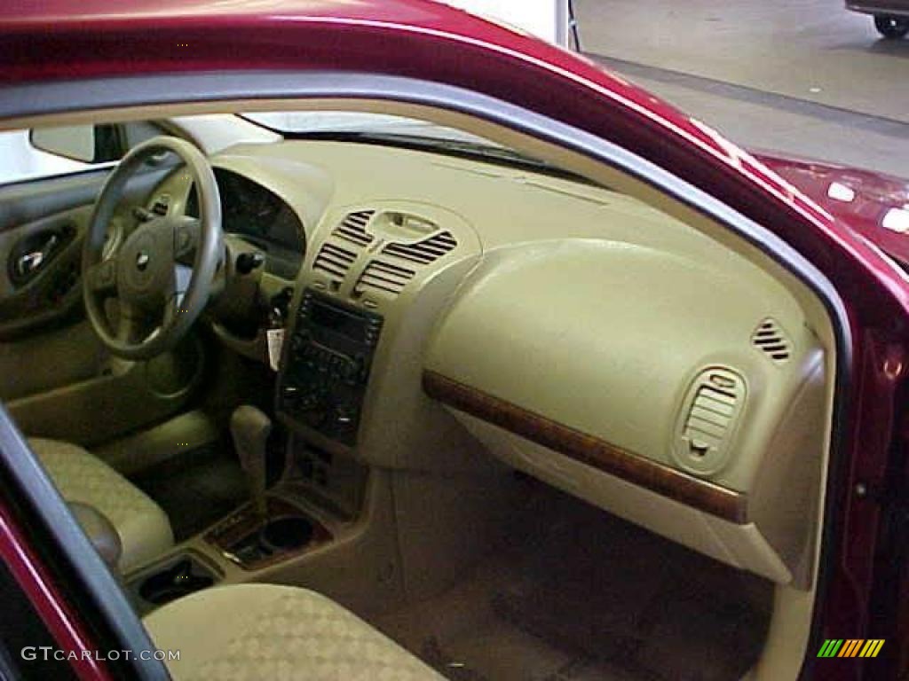 2005 Malibu LS V6 Sedan - Sport Red Metallic / Neutral Beige photo #8