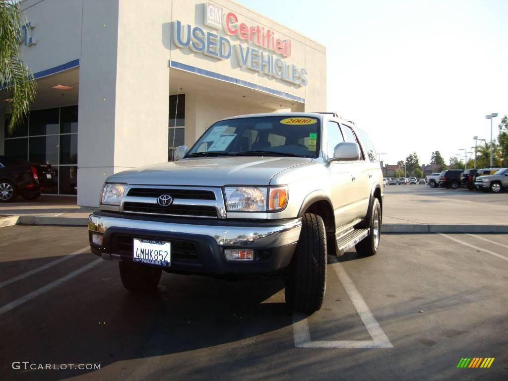 2000 4Runner SR5 - Millennium Silver Metallic / Gray photo #1