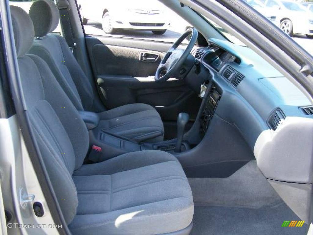 2000 Camry LE - Lunar Mist Metallic / Gray photo #13