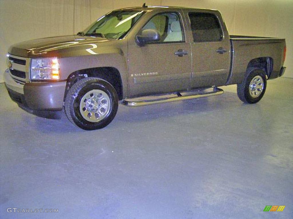 2007 Silverado 1500 LT Crew Cab - Graystone Metallic / Light Cashmere/Ebony Black photo #6