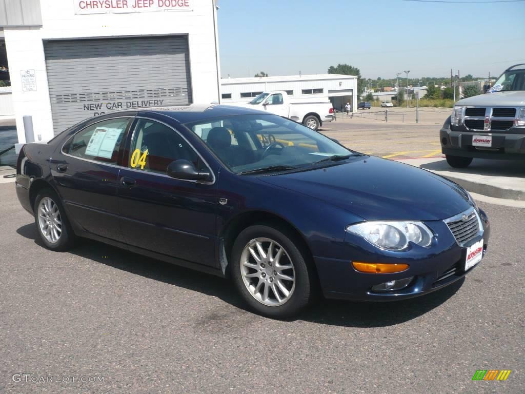 2004 300 M Sedan - Midnight Blue Pearl / Dark Slate Gray photo #3