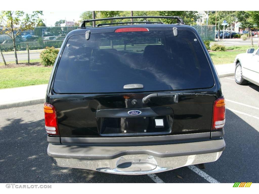 2000 Explorer XLT 4x4 - Black / Medium Prairie Tan photo #5