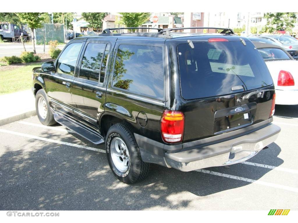 2000 Explorer XLT 4x4 - Black / Medium Prairie Tan photo #6