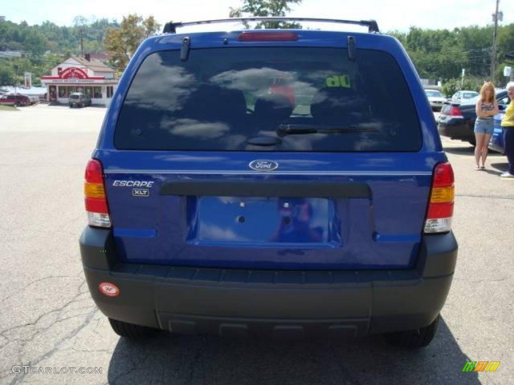2006 Escape XLT 4WD - Sonic Blue Metallic / Medium/Dark Flint photo #3