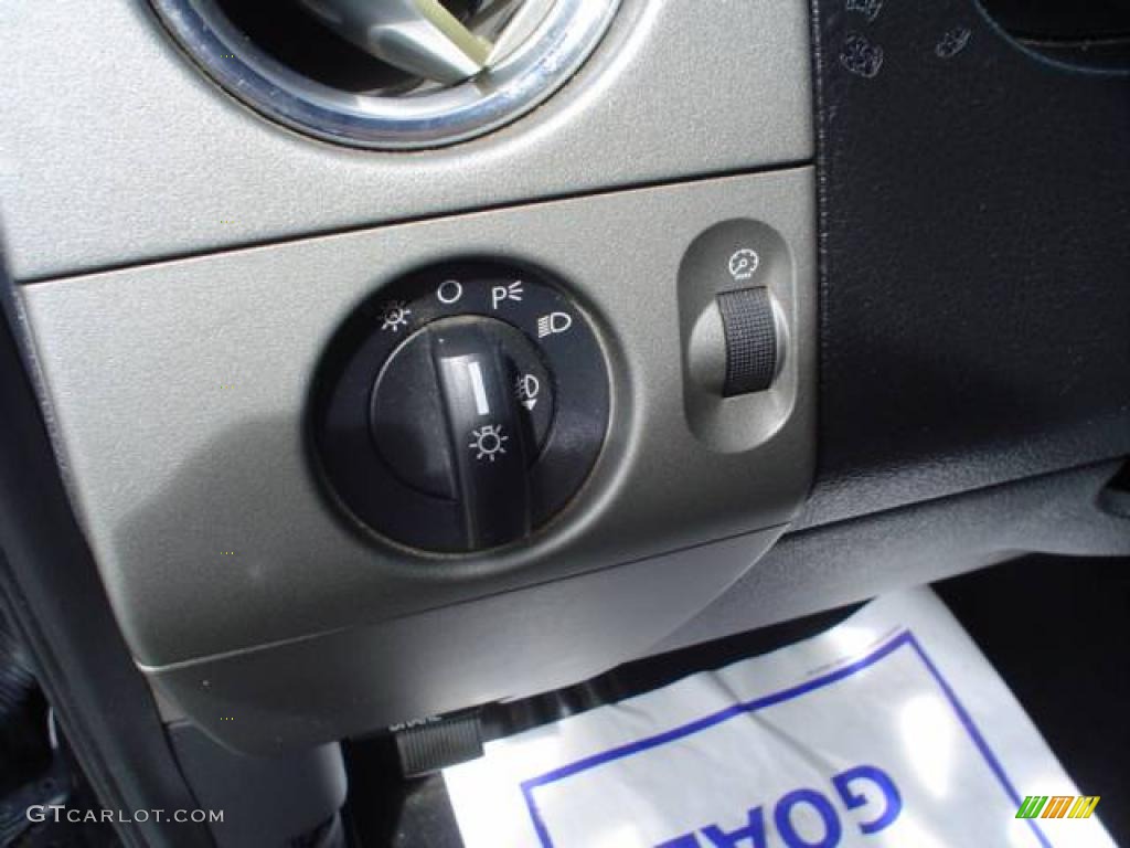 2004 F150 FX4 Regular Cab 4x4 - Dark Shadow Grey Metallic / Black/Medium Flint photo #22