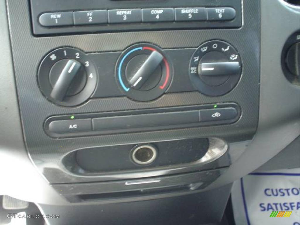 2004 F150 FX4 Regular Cab 4x4 - Dark Shadow Grey Metallic / Black/Medium Flint photo #23