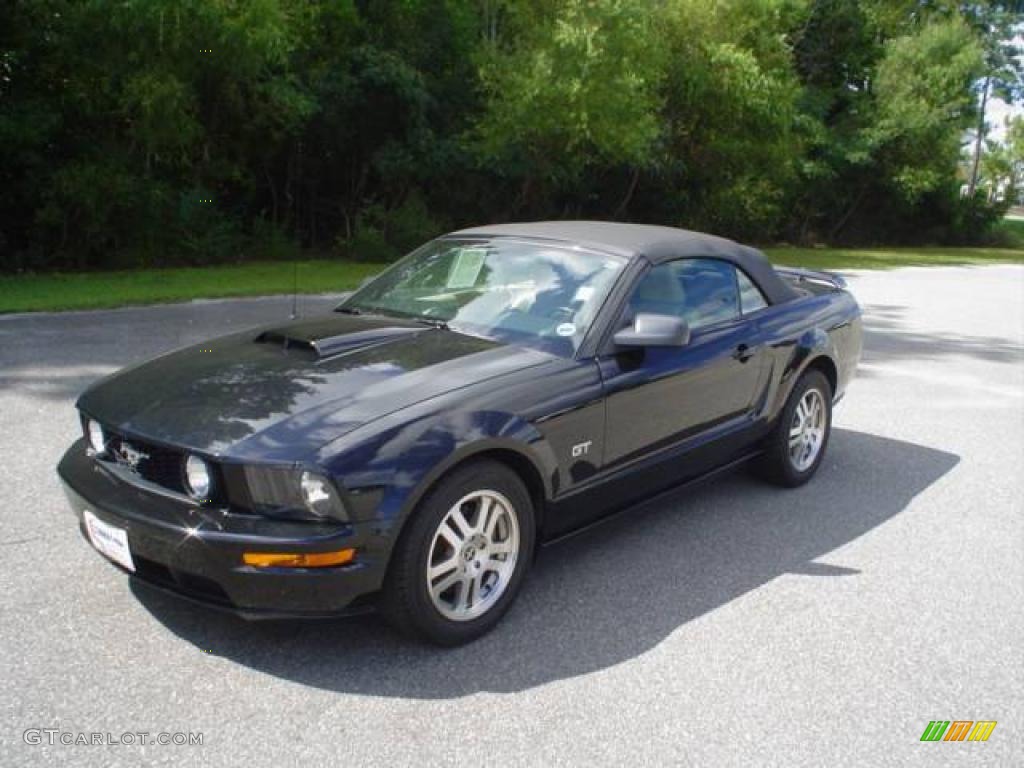 2006 Mustang GT Premium Convertible - Black / Light Parchment photo #1