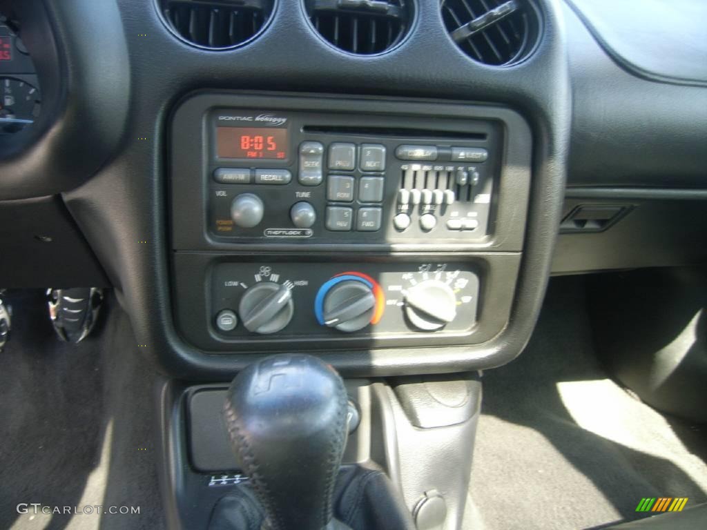 2002 Firebird Trans Am Coupe - Arctic White / Ebony Black photo #19