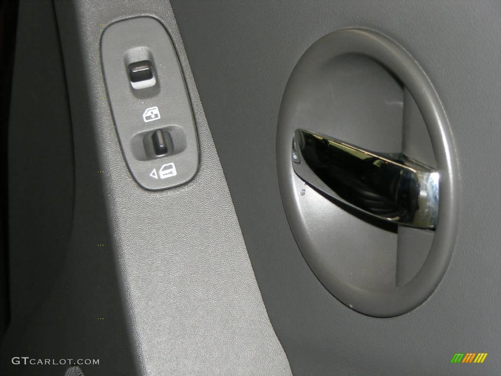 2005 Grand Prix GXP Sedan - Dark Cherry Metallic / Ebony/Dark Pewter photo #30