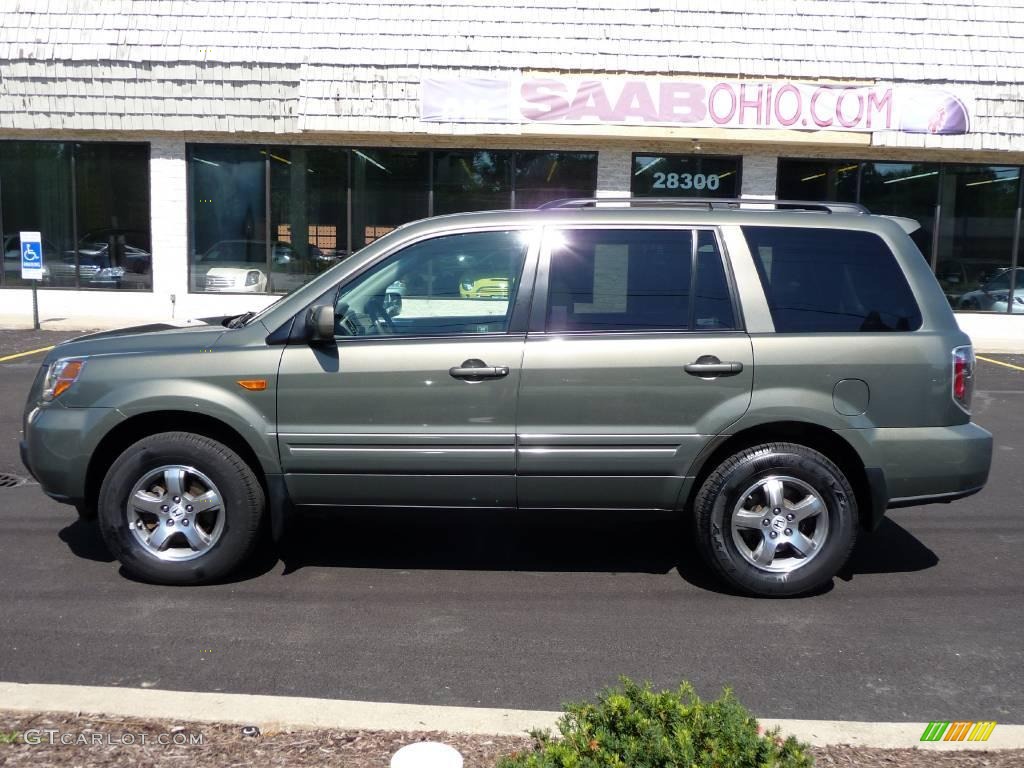 Aberdeen Green Metallic Honda Pilot