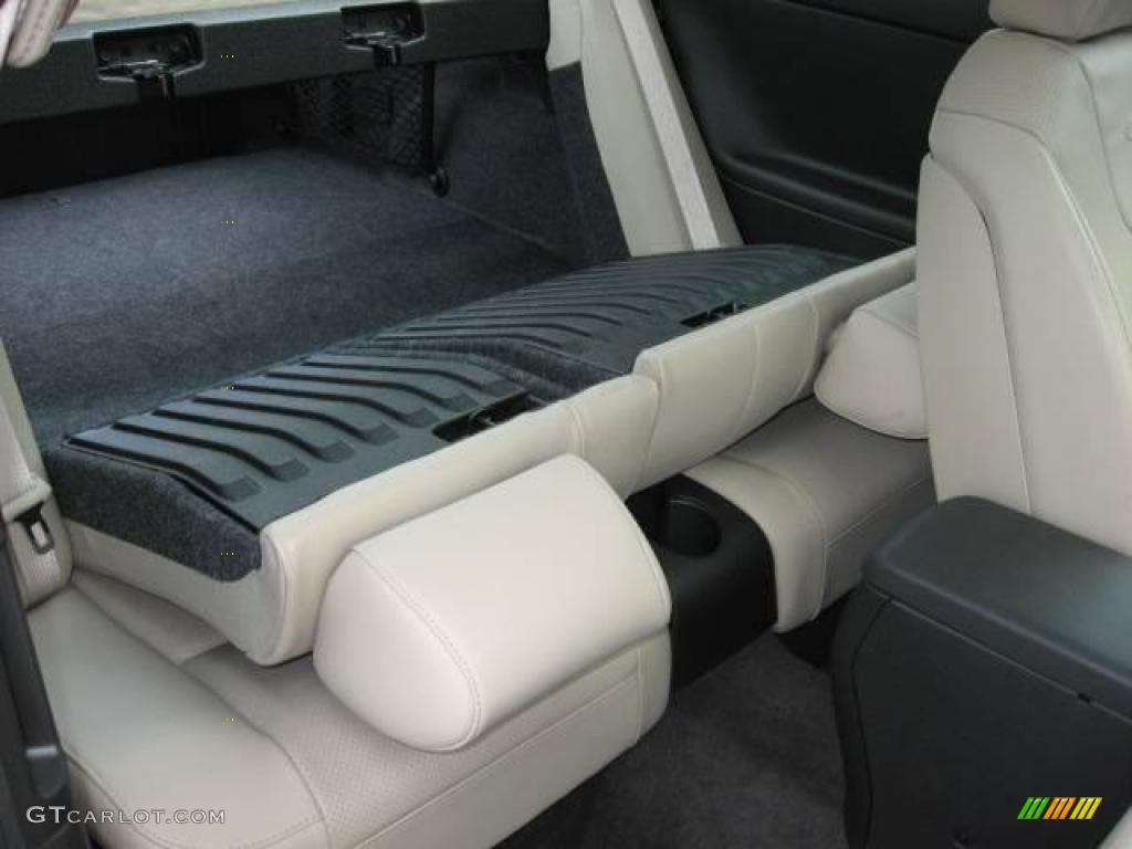 2006 G6 GTP Coupe - Black / Light Taupe photo #45
