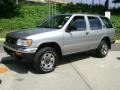 Sierra Silver Metallic - Pathfinder SE 4x4 Photo No. 2