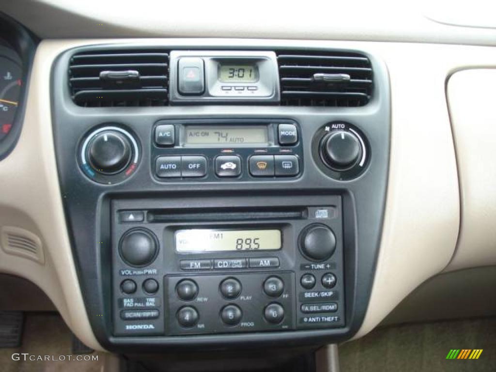 1999 Accord EX V6 Sedan - Taffeta White / Ivory photo #15