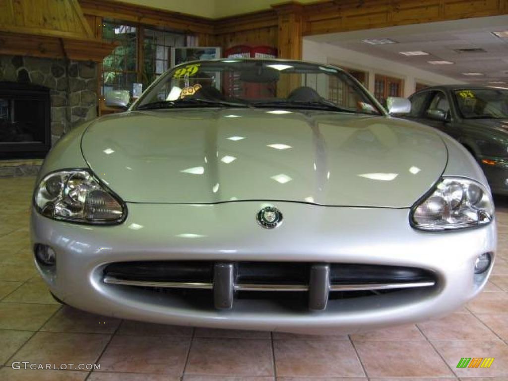 1999 XK XK8 Convertible - Meteorite SIlver Metallic / Charcoal photo #2