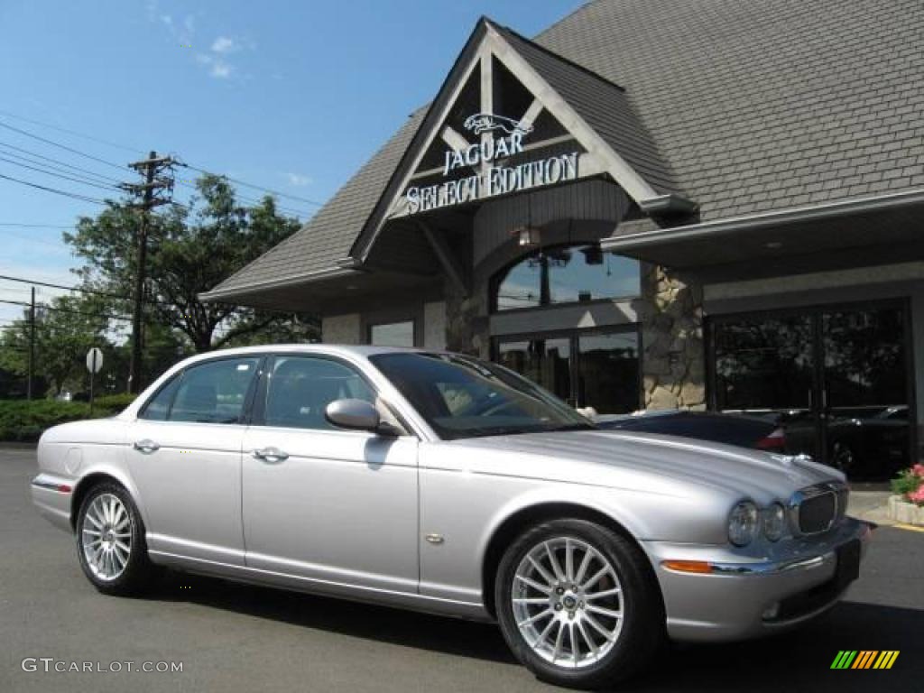 2006 XJ XJ8 - Platinum Silver Metallic / Charcoal photo #1