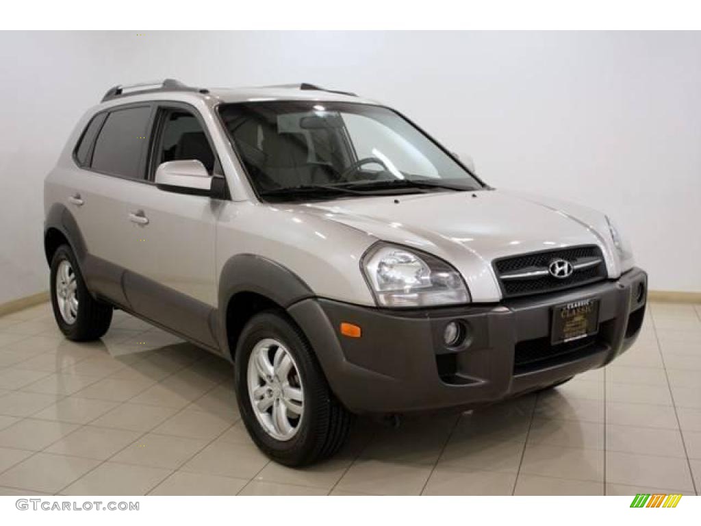 2006 Tucson GLS V6 4x4 - Sahara Silver / Gray photo #1