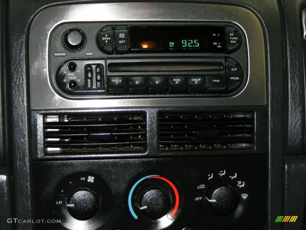 2003 Grand Cherokee Laredo 4x4 - Brilliant Black / Dark Slate Gray photo #25