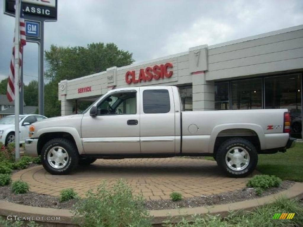 Silver Birch Metallic GMC Sierra 1500