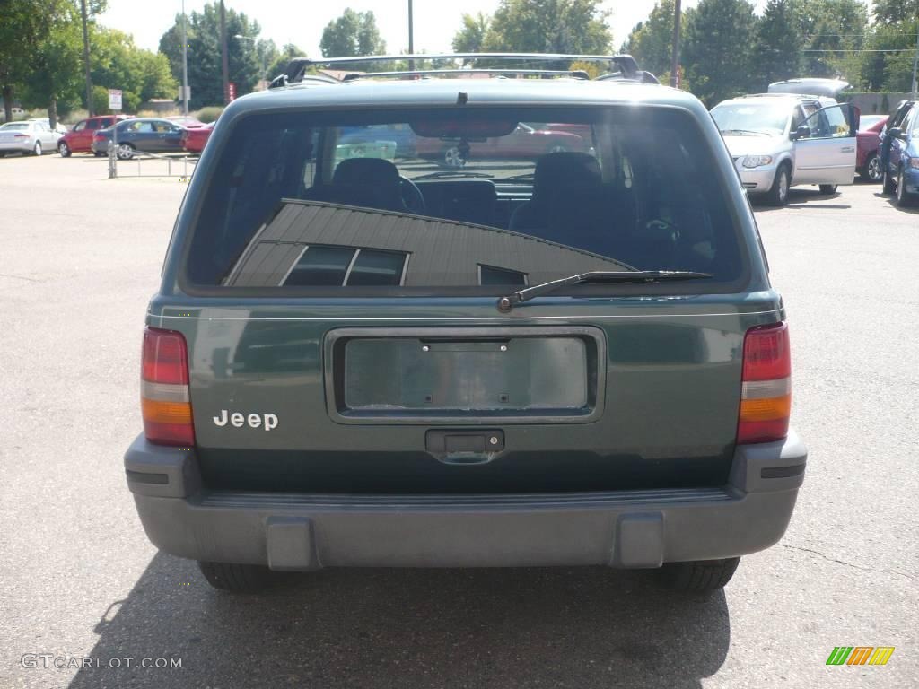 1995 Grand Cherokee Laredo 4x4 - Moss Green Pearl / Tan photo #4