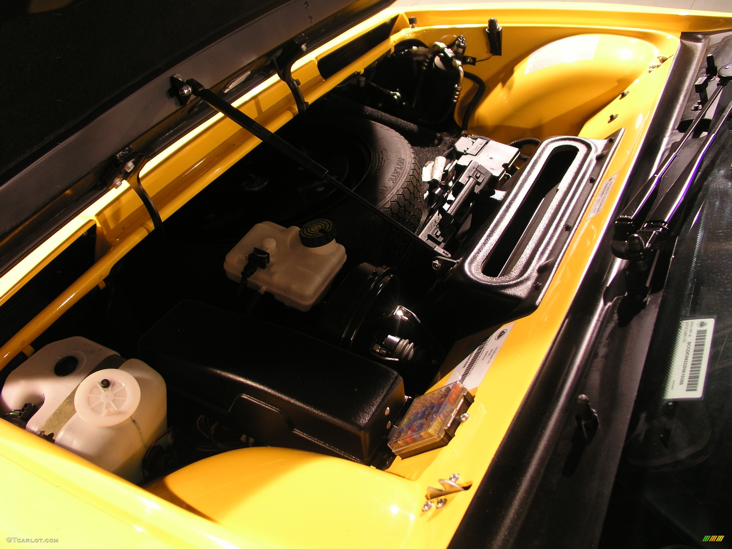 2002 Lotus Esprit Anniversary Edition Trunk Photo #174501