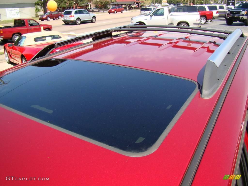 2008 Mariner V6 Premier - Vivid Red Metallic / Cashmere photo #28