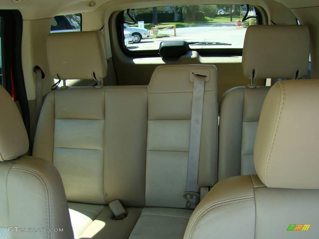2008 Mountaineer  - Vivid Red Metallic / Camel photo #28