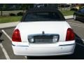 2003 Vibrant White Lincoln Town Car Signature  photo #5