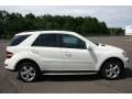 Arctic White - ML 350 4Matic Photo No. 4