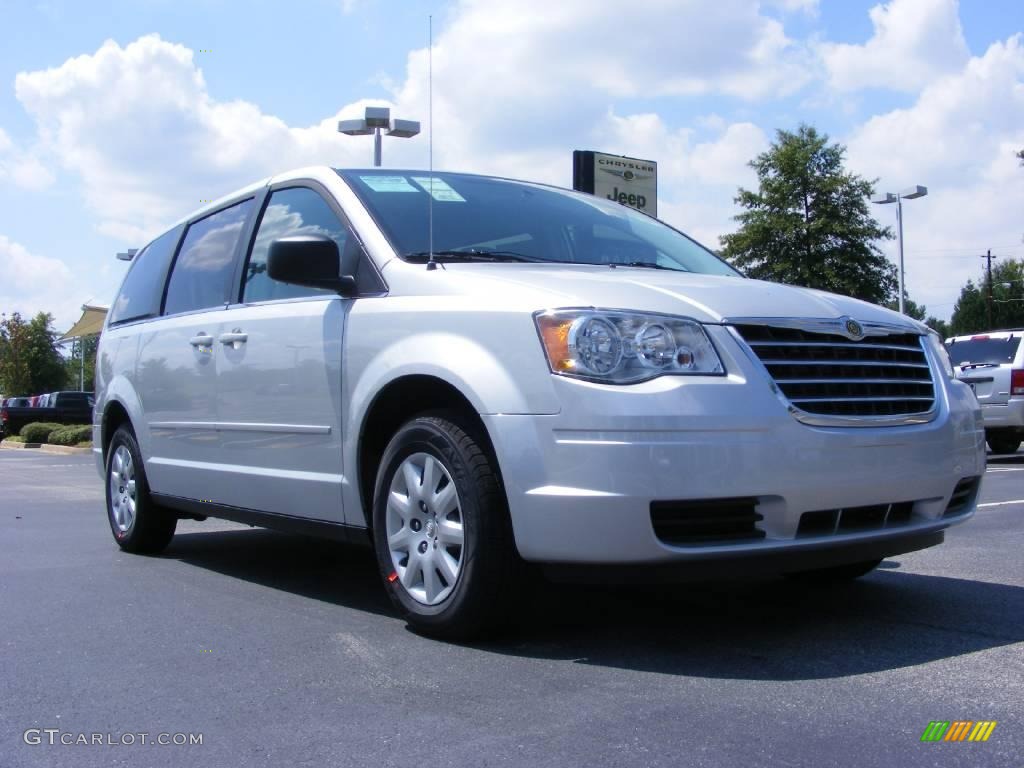 2010 Town & Country LX - Bright Silver Metallic / Medium Slate Gray/Light Shale photo #4