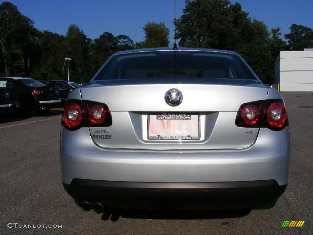 2008 Jetta S Sedan - Reflex Silver Metallic / Anthracite Black photo #4