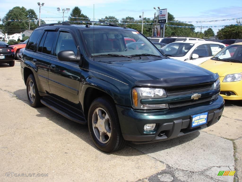 2005 TrailBlazer LT 4x4 - Emerald Jewel Green Metallic / Light Gray photo #2