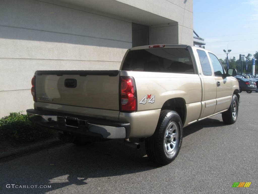 2006 Silverado 1500 LS Extended Cab 4x4 - Sandstone Metallic / Dark Charcoal photo #3