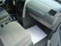 Stone White - Grand Caravan SXT Photo No. 17