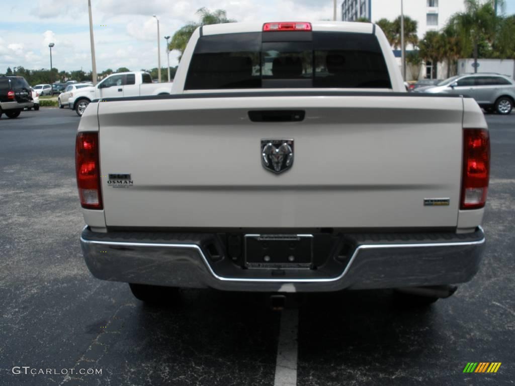 2009 Ram 1500 SLT Crew Cab - Stone White / Dark Slate/Medium Graystone photo #4