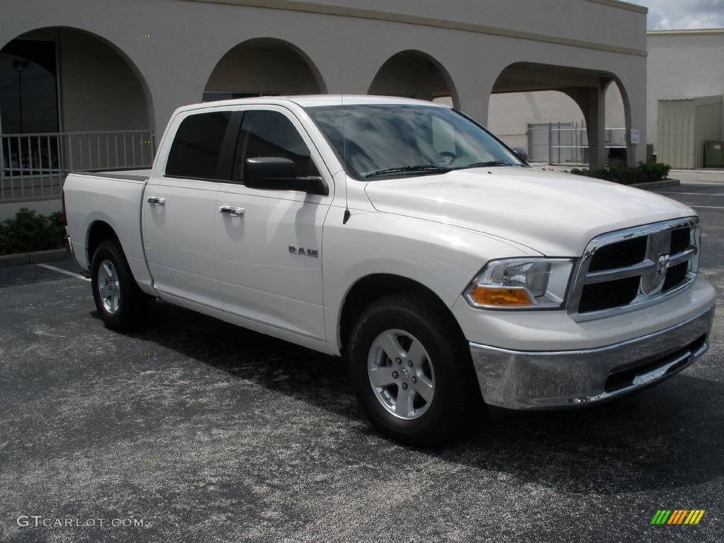 2009 Ram 1500 SLT Crew Cab - Stone White / Dark Slate/Medium Graystone photo #7