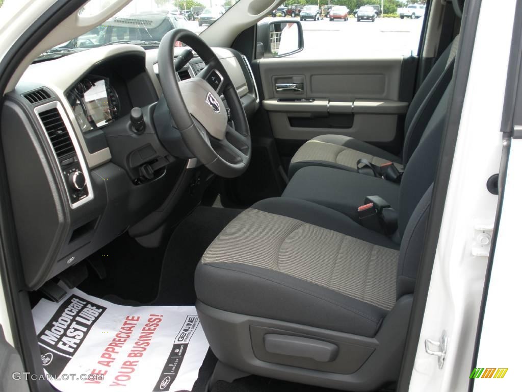 2009 Ram 1500 SLT Crew Cab - Stone White / Dark Slate/Medium Graystone photo #10