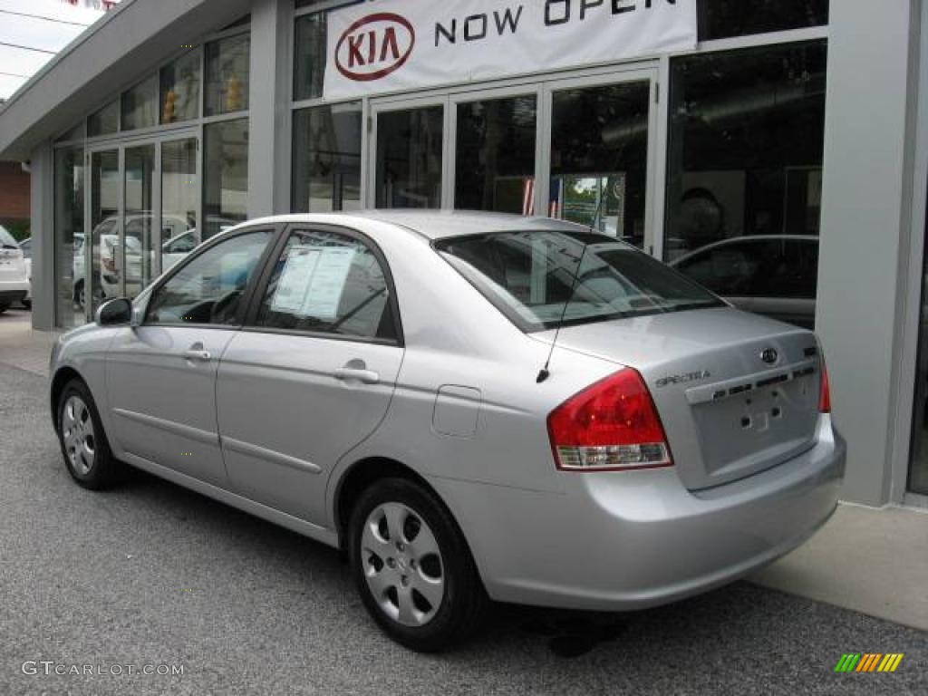 2007 Spectra EX Sedan - Silver / Gray photo #7