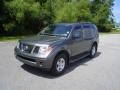 Storm Grey Metallic - Pathfinder SE Photo No. 1