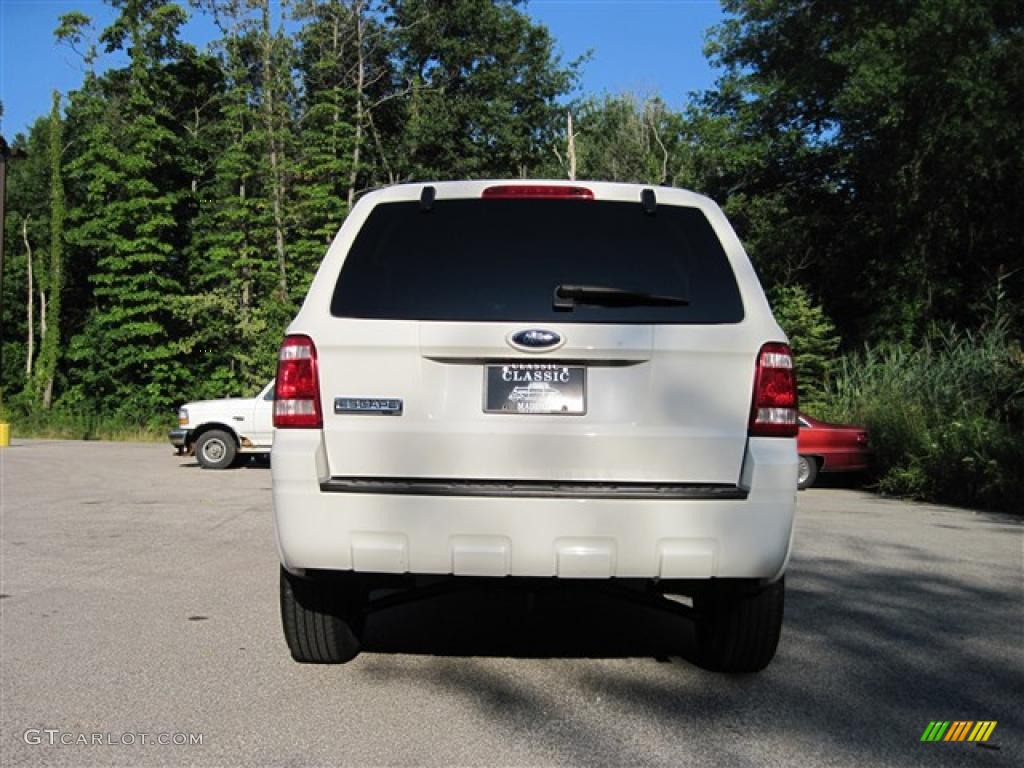 2009 Escape XLT V6 - White Suede / Stone photo #5