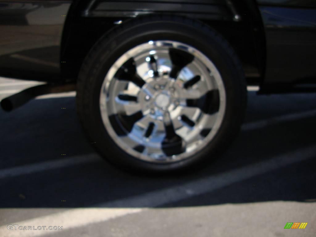 2004 Silverado 1500 LS Crew Cab - Dark Gray Metallic / Dark Charcoal photo #13