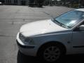 White - S40 1.9T Photo No. 8