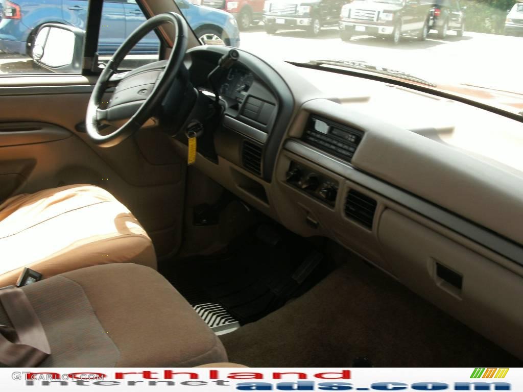 1995 F150 XLT Regular Cab - Light Santa Fe Pearl Metallic / Beige photo #15