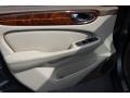 Quartz Metallic - XJ Vanden Plas Photo No. 7