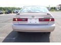 1999 Cashmere Beige Metallic Toyota Camry LE  photo #4