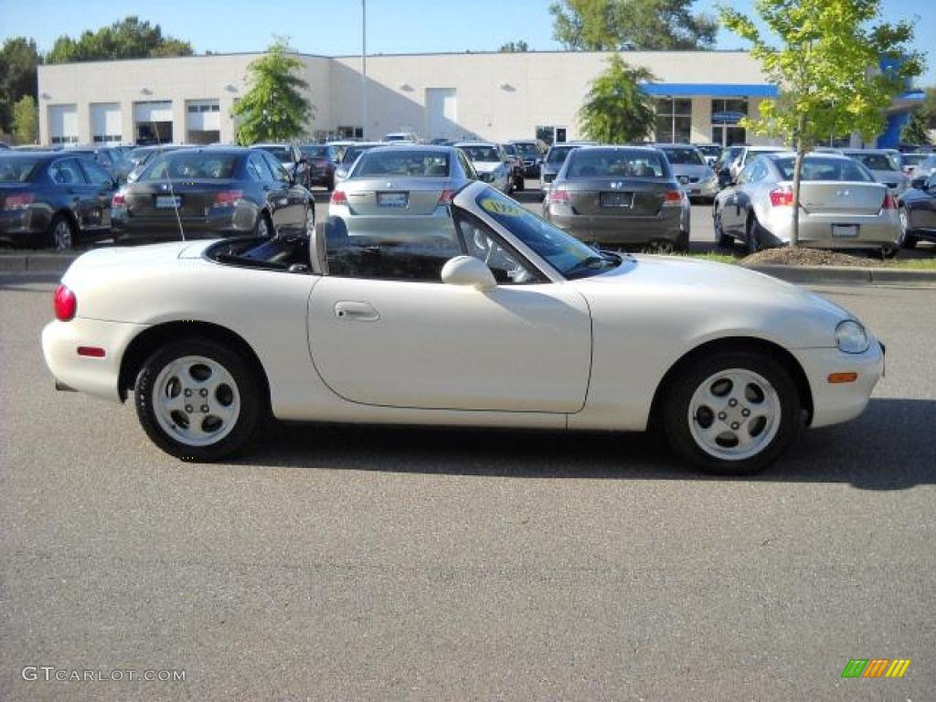 1999 MX-5 Miata Roadster - White / Black photo #2