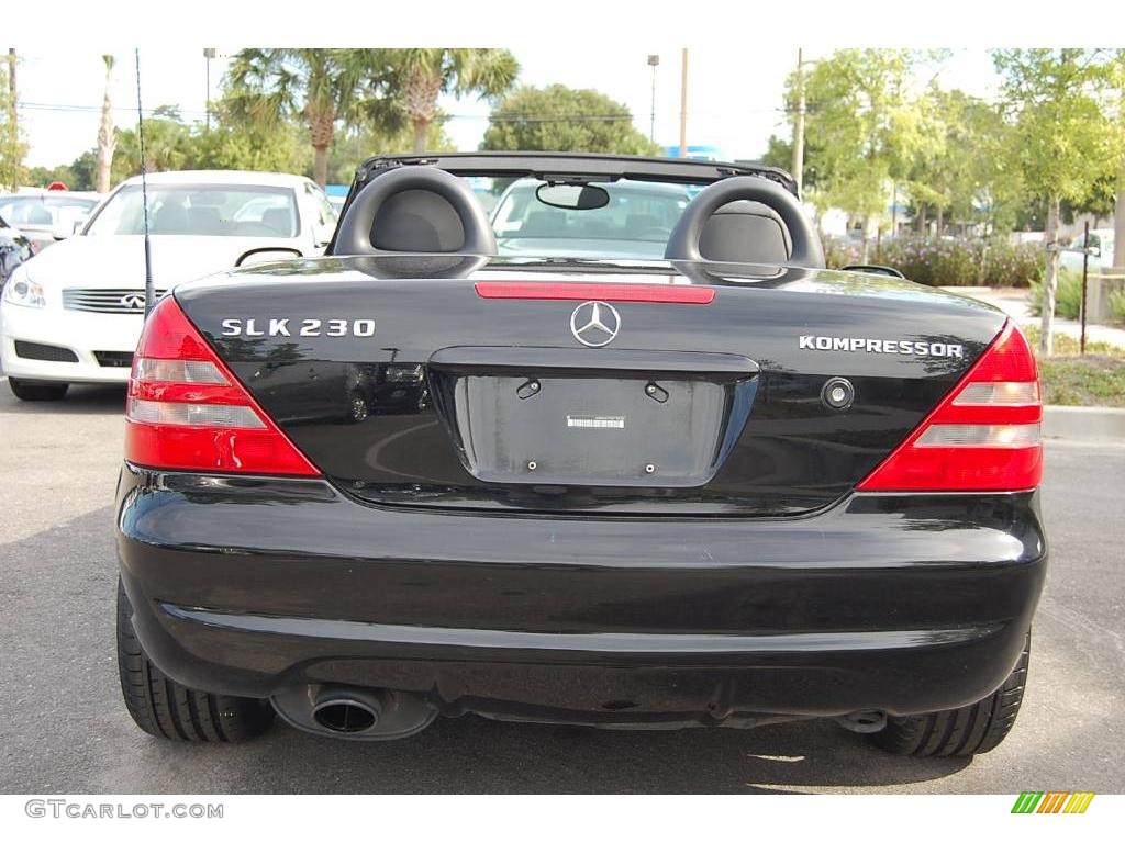 1999 SLK 230 Kompressor Roadster - Black / Charcoal photo #17